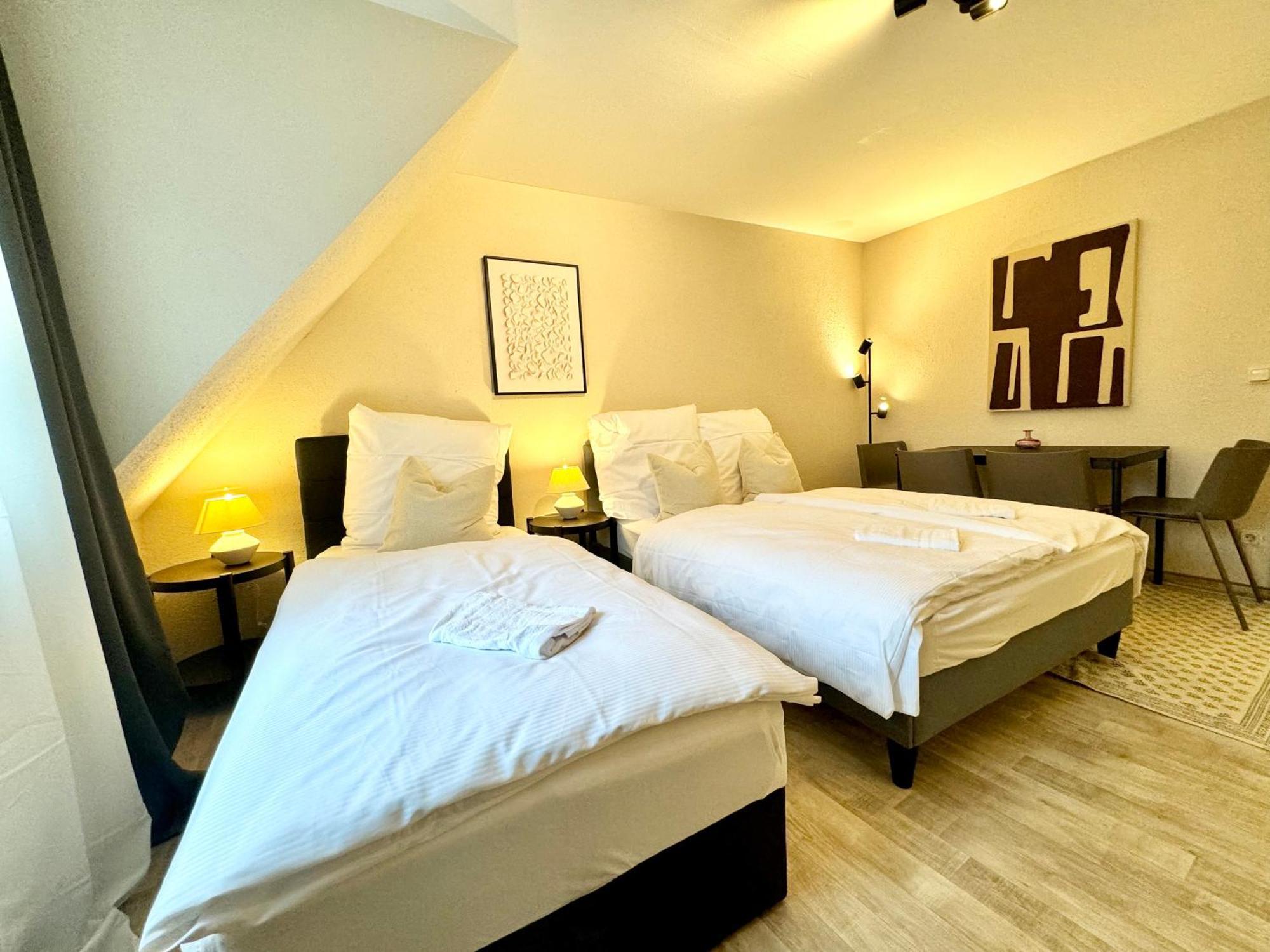 Gina Stay - Apartmenthaus Im Zentrum Von Quedlinburg Esterno foto