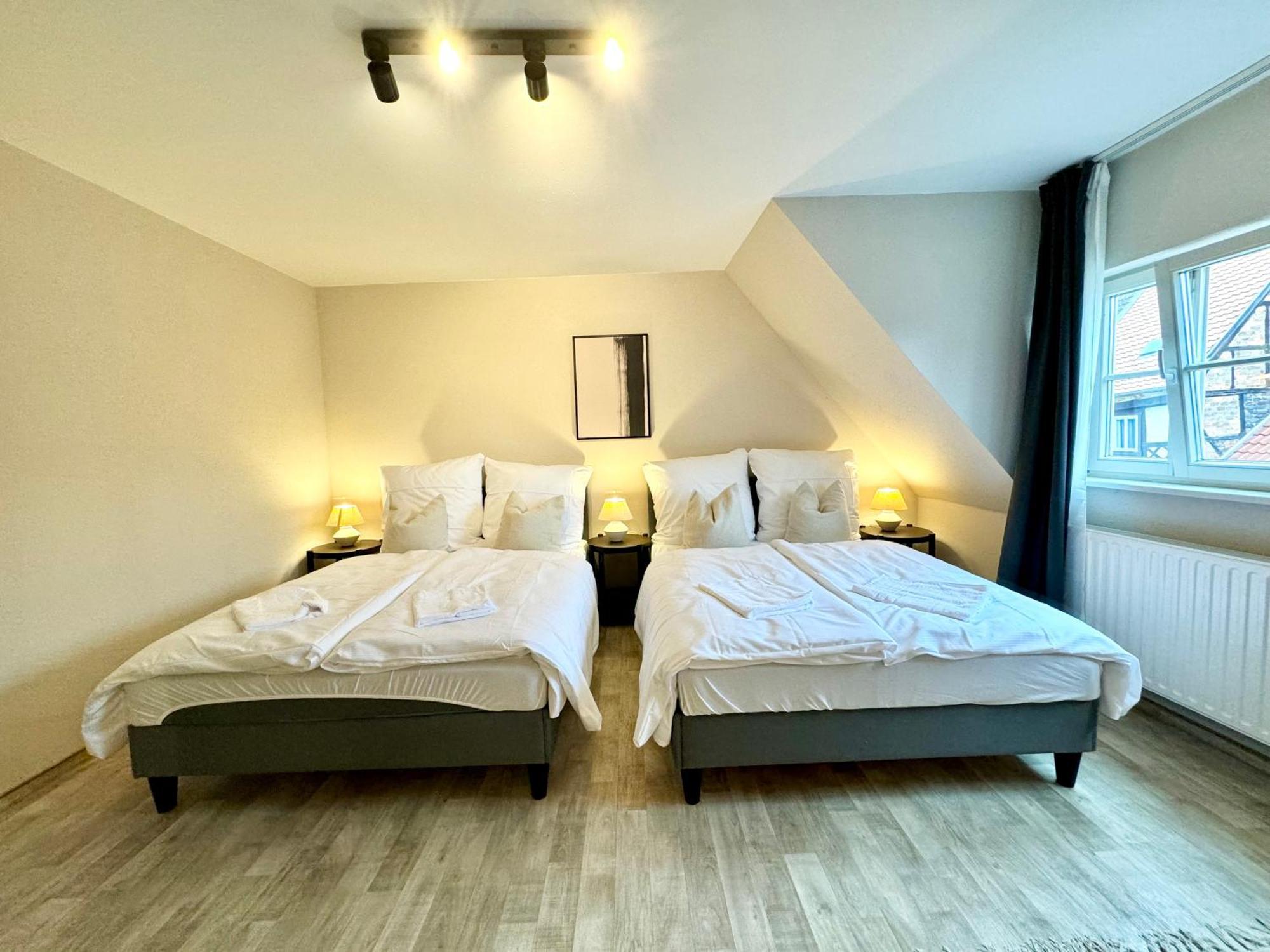 Gina Stay - Apartmenthaus Im Zentrum Von Quedlinburg Esterno foto
