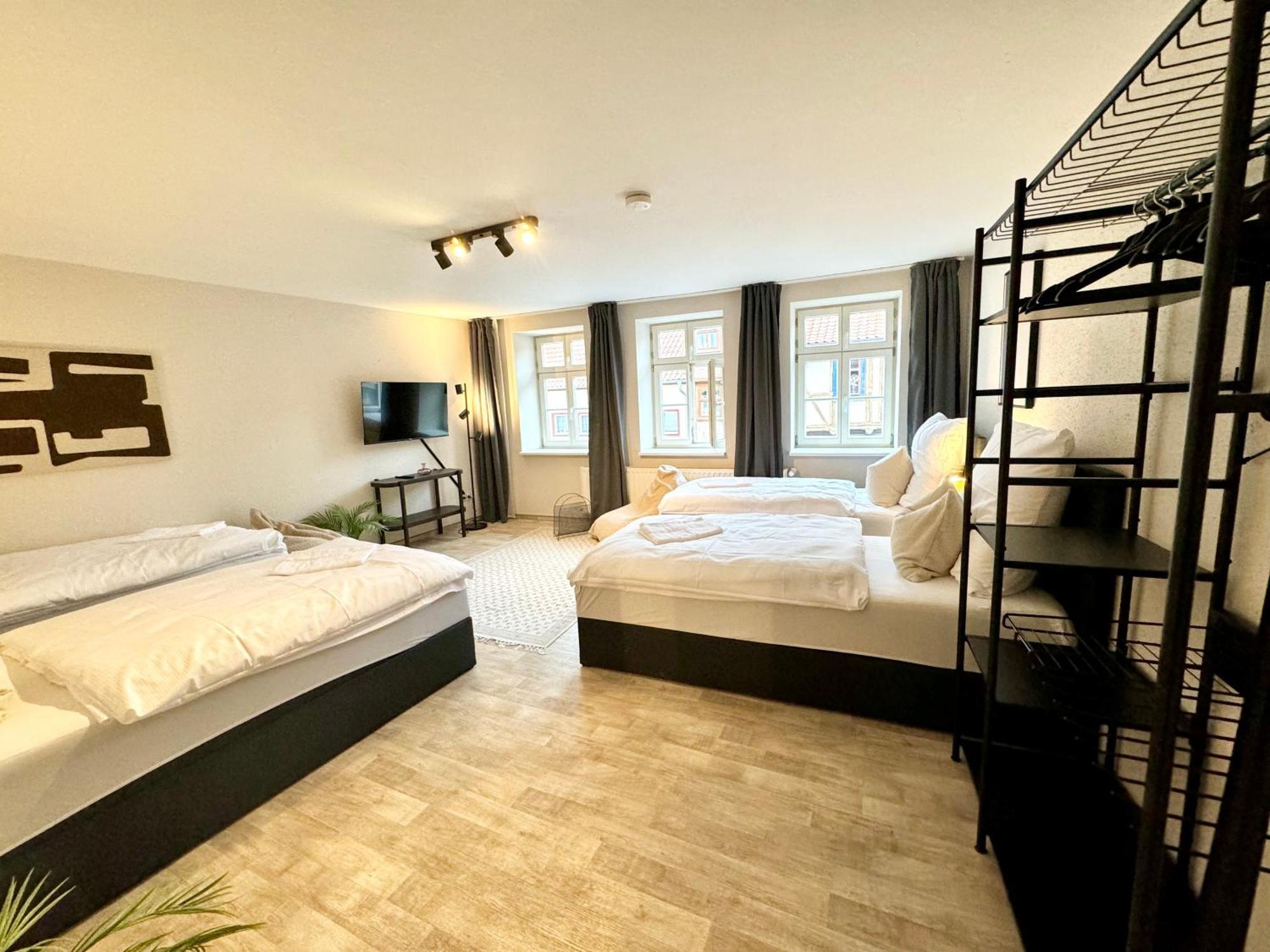 Gina Stay - Apartmenthaus Im Zentrum Von Quedlinburg Esterno foto