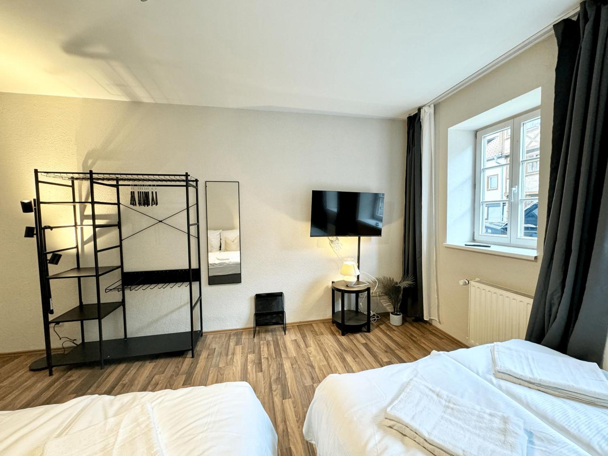 Gina Stay - Apartmenthaus Im Zentrum Von Quedlinburg Esterno foto